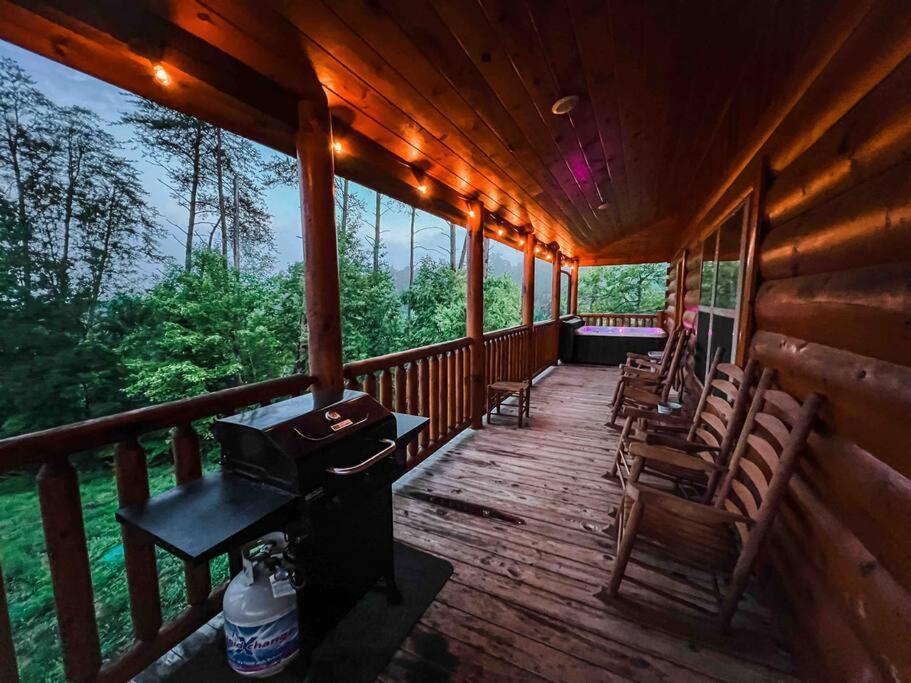 Indoor Heated Pool Hot Tub Cabin Sevierville Exterior photo